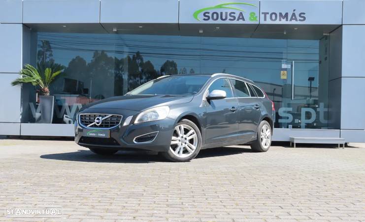 Volvo V60 1.6 D2 Drive Momentum Start/Stop - 2