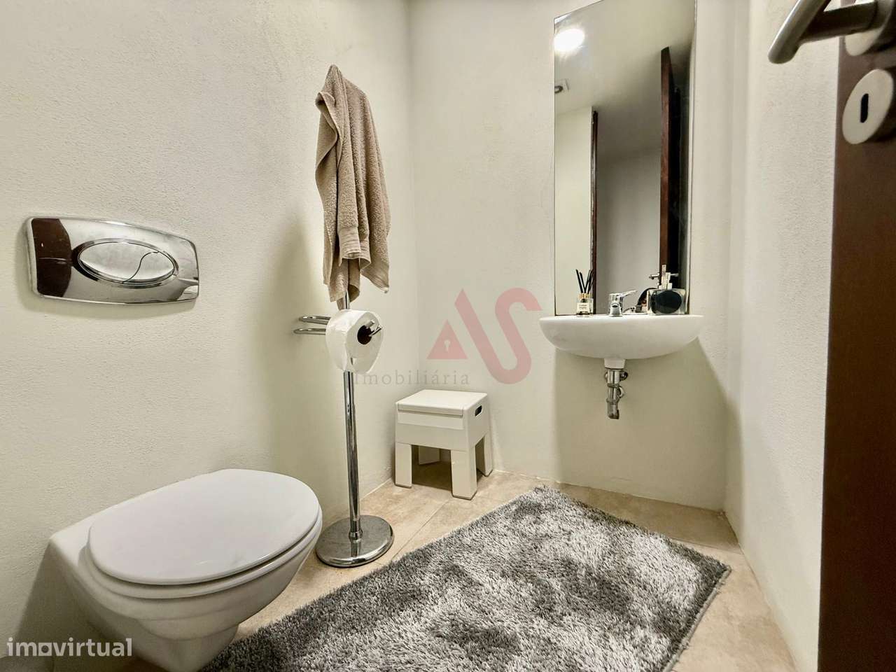 Espetacular Moradia Térrea T4 Em Azurém, Guimarães-16