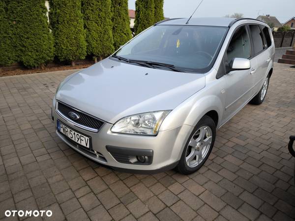 Ford Focus Turnier 2.0 TDCi DPF Ghia - 1