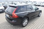 Volvo XC 60 B4 B Momentum - 35