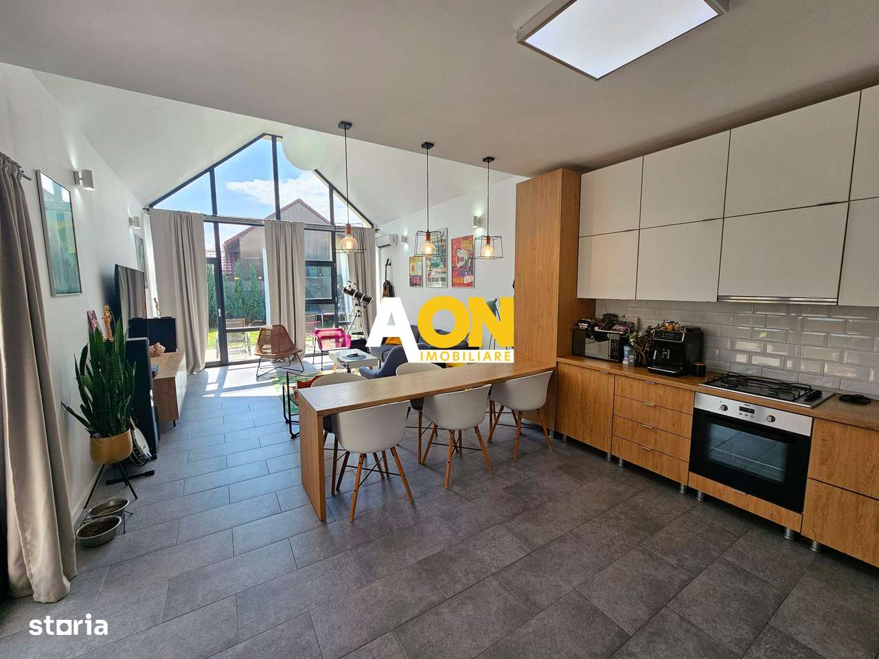 Casa moderna mobilata, utilata, 5 camere, 3 bai, 444 mp teren - Imagine principală: 4/20