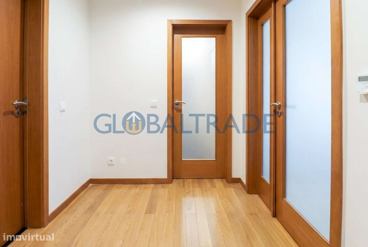 Duplex T2+1 com vista mar em Canidelo-2