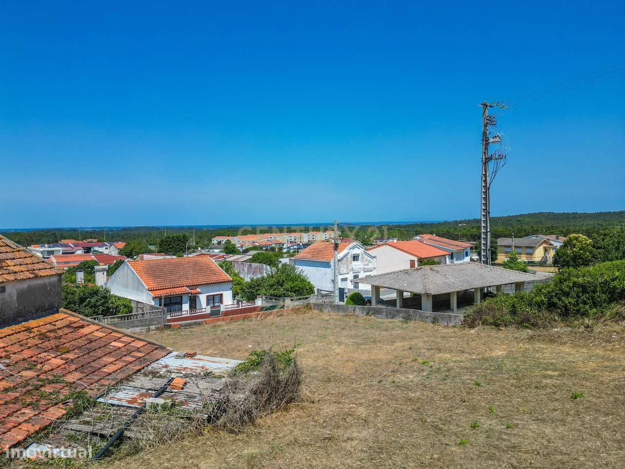 Terreno para habitação própria ou como investimento.-9