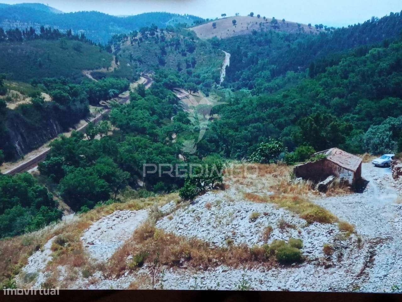 Monte Alentejano com ruina para recuperar - Grande imagem: 4/7