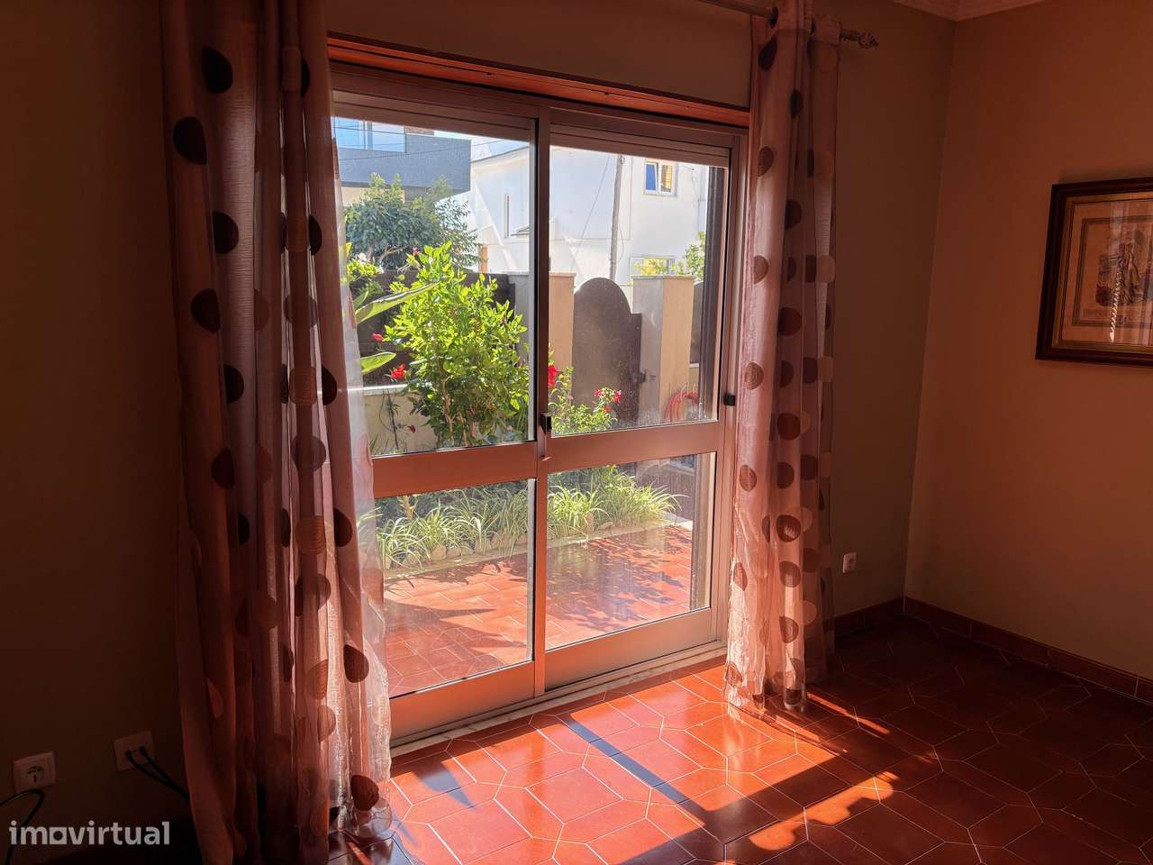 Moradia geminada com garagem Bro Além das Vinhas 595.000€-25