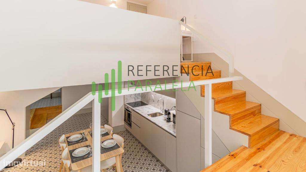 Duplex mezzanine no coraçao do Porto com terraço, perto do Sé-5