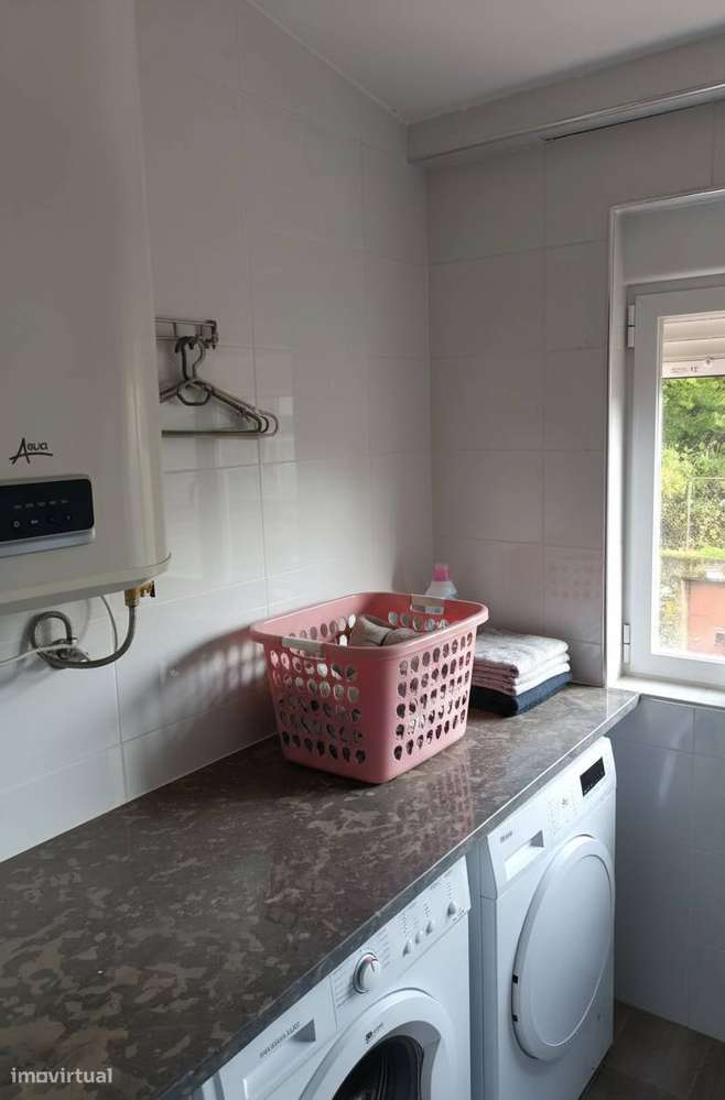 Moradia T4 Remodelada com Logradouro - Zona tranquila de Agualva-Cacém - Grande imagem: 4/20