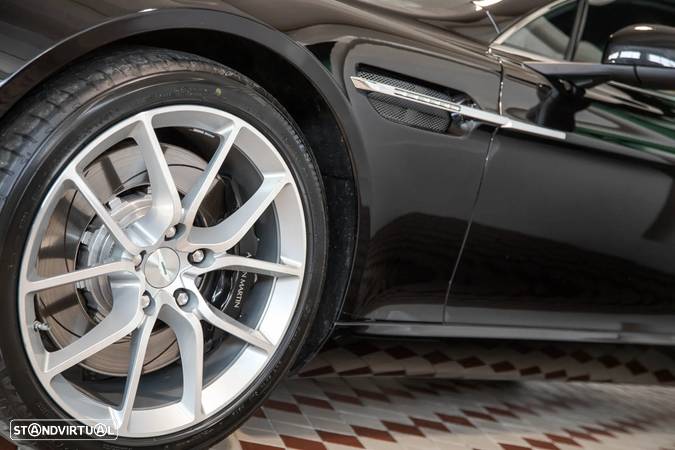 Aston Martin Rapide V12 Touchtronic III S Shadow Edition - 11