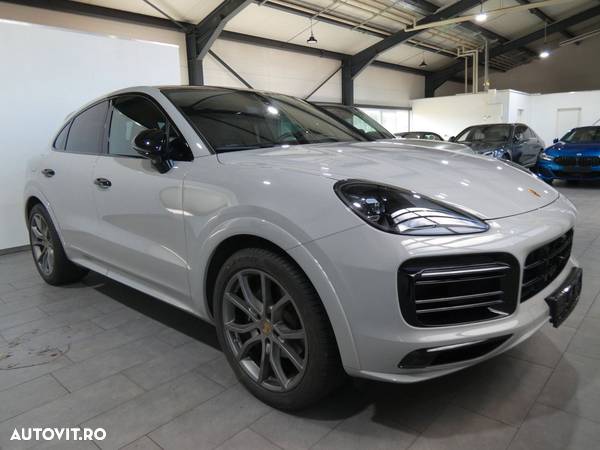 Porsche Cayenne - 3