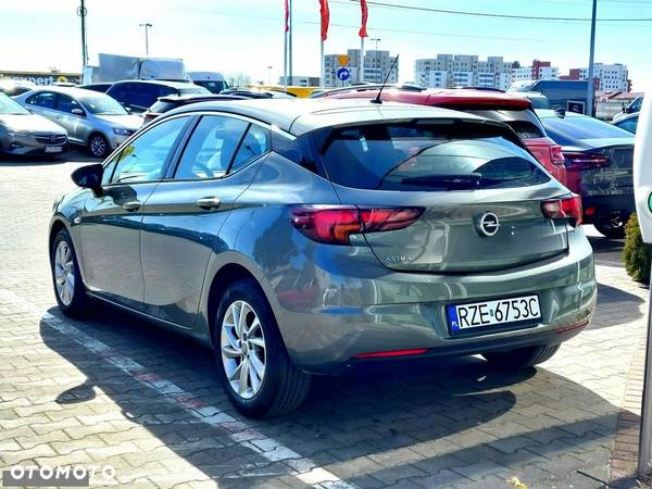 Opel Astra V 1.4 T Elegance S&S - 4