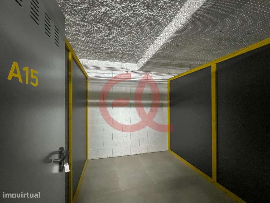 SELF SPACE - Armazém - Viana do Castelo - Grande imagem: 1/15