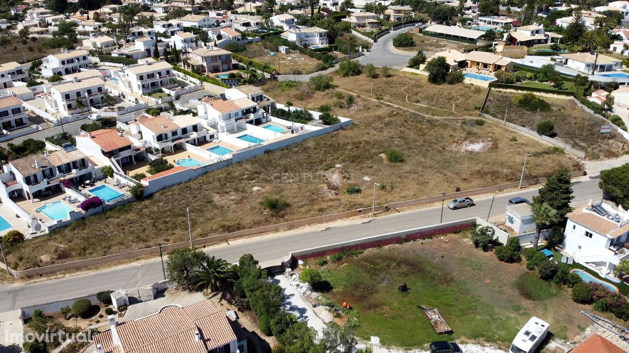 Terreno urbano 2150 m² - 654 m² de construção – LUZ, LAGOS, ALGARVE