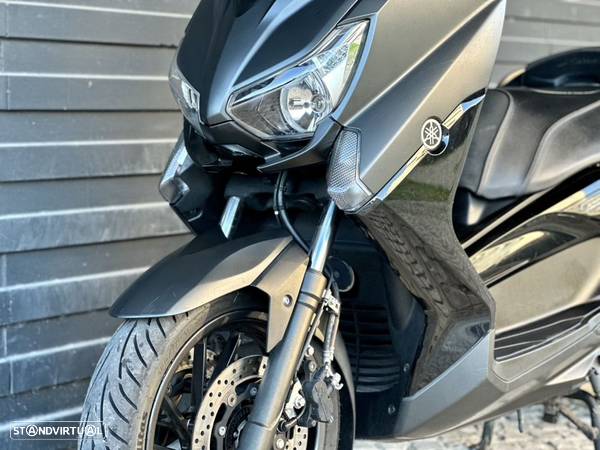 Yamaha X-Max 400 Iron Max - 11