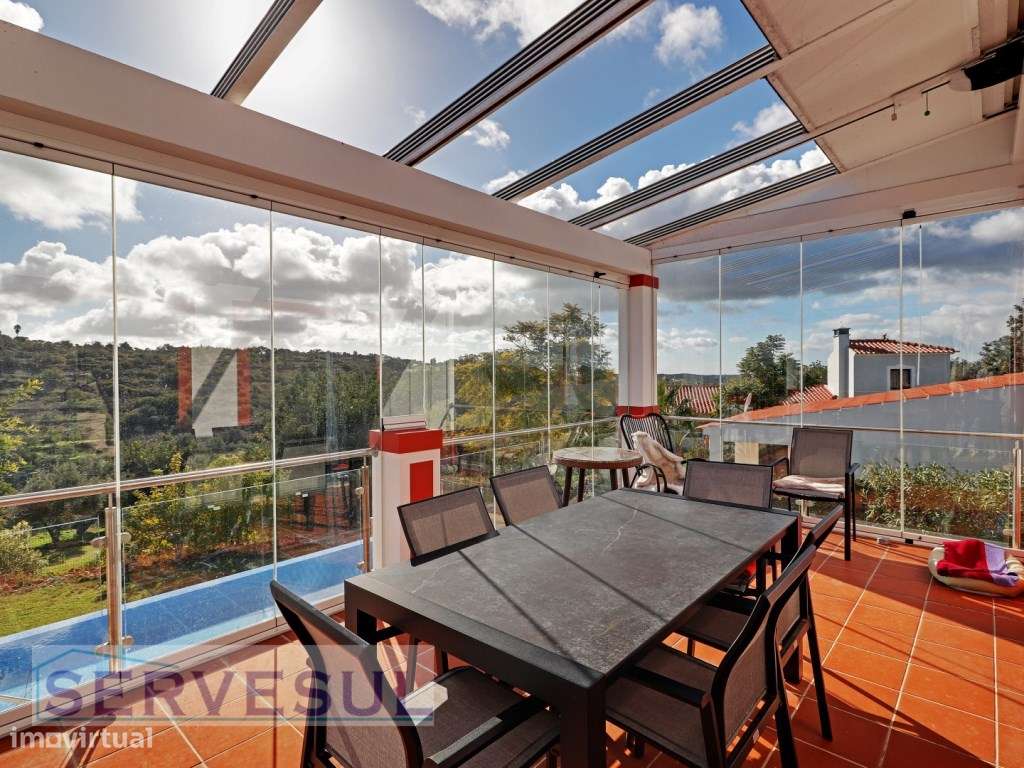 Charmosa Moradia de 2 pisos com 3 quartos espaçosos, garagem, pisci...-20