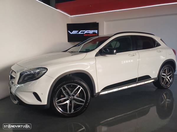 Mercedes-Benz GLA 180 - 17