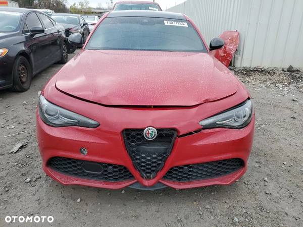 Alfa Romeo Giulia - 6