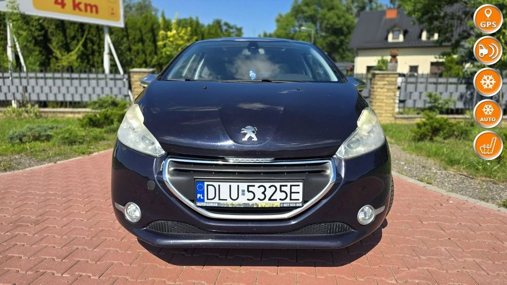 Peugeot 208 I (2012-2019) 2014