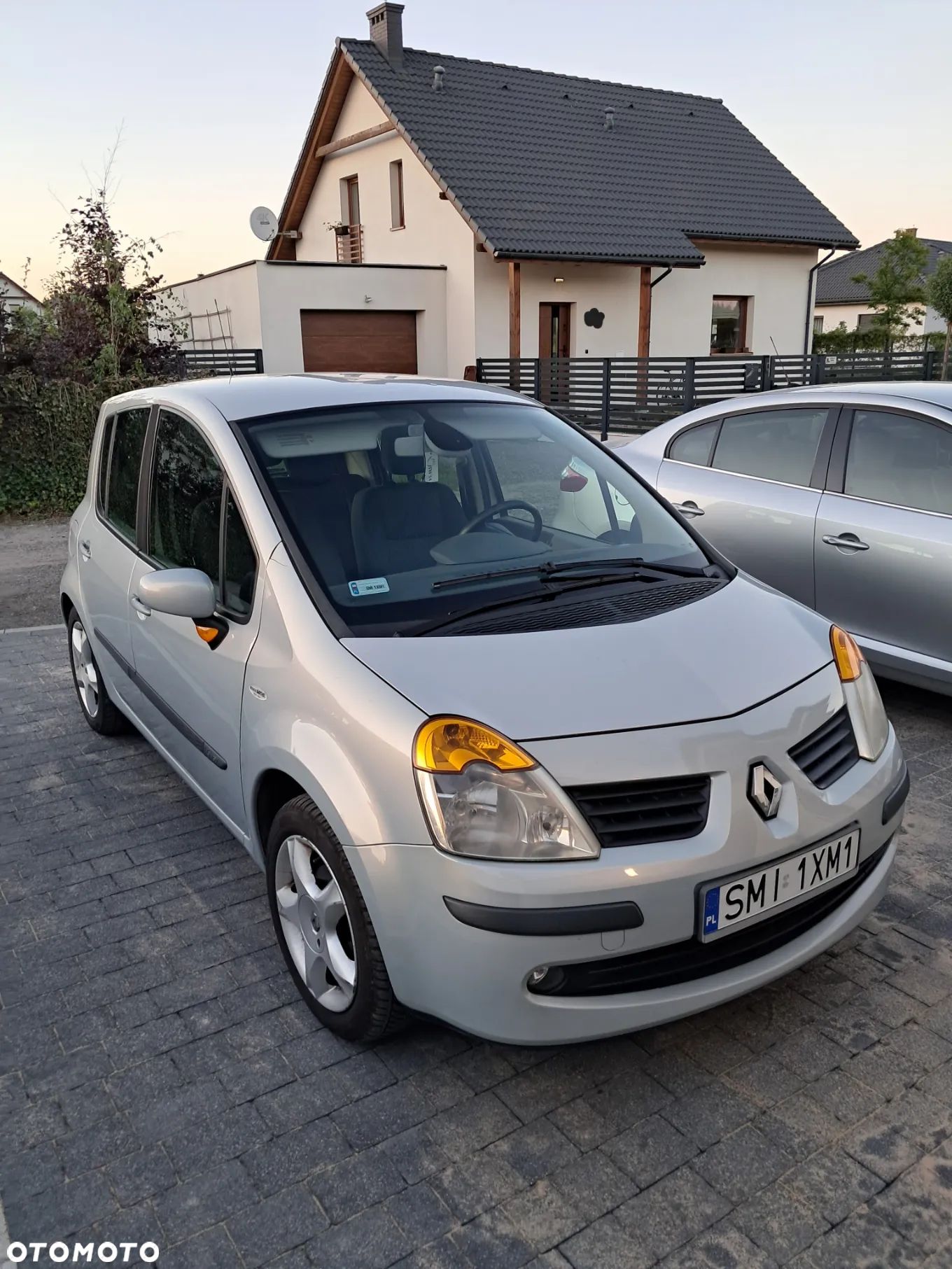 Renault Modus 1.6 Luxe Privilege - 1