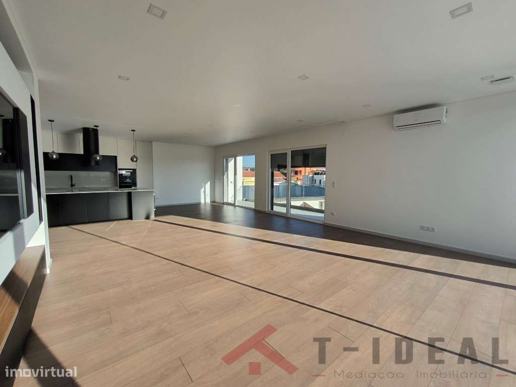 PENTHOUSE T3 - O ESPAÇO IDEAL PARA VIVER EM FAMÍLIA COM CONFORTO E ... - Grande imagem: 4/44