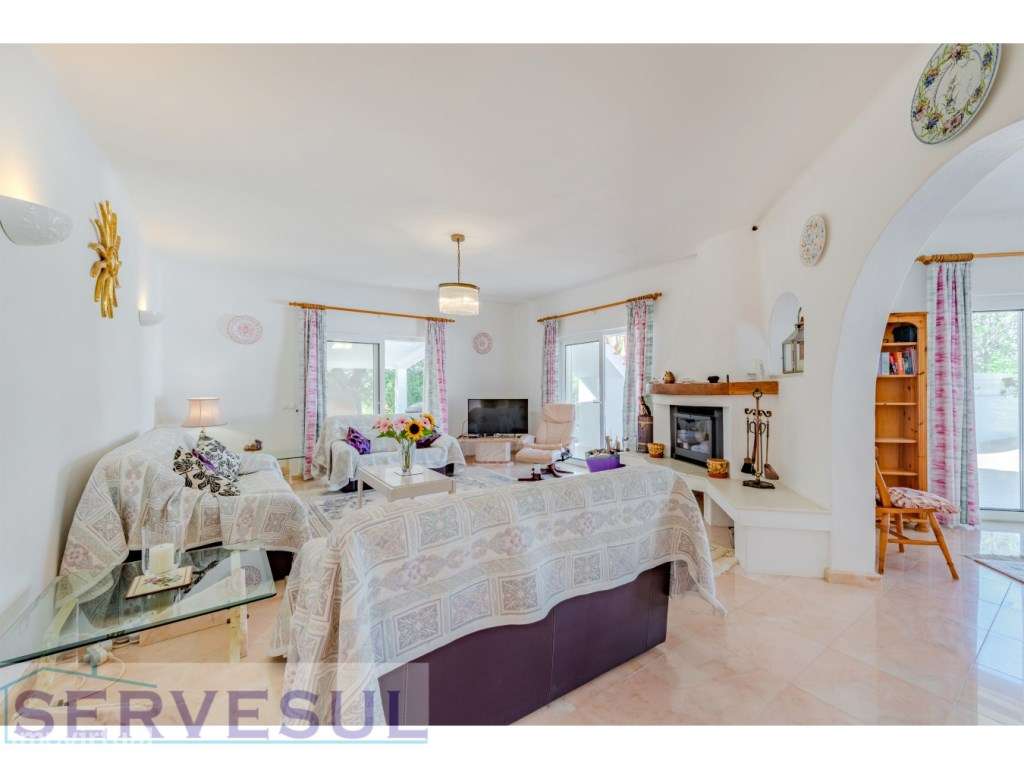 Moradia Deslumbrante de 2 andares com 274 m², composta por 4 quarto...-9