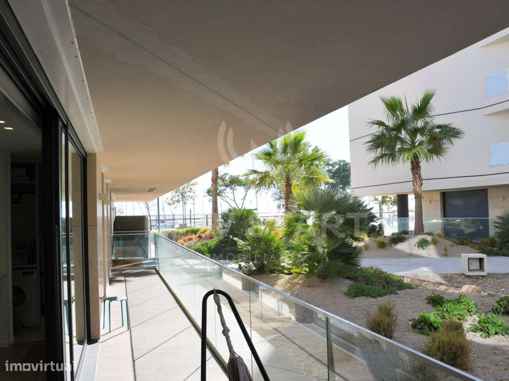 Apartamento T4 de Luxo no Del Mar Marina em Olhão-28