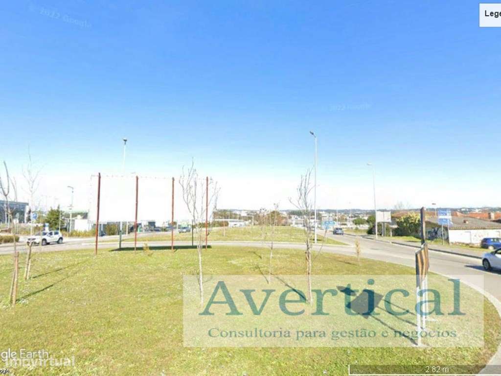 Armazéns P/ Reconstruir e Ampliar (S. Mamede Infesta) - Grande imagem: 5/7