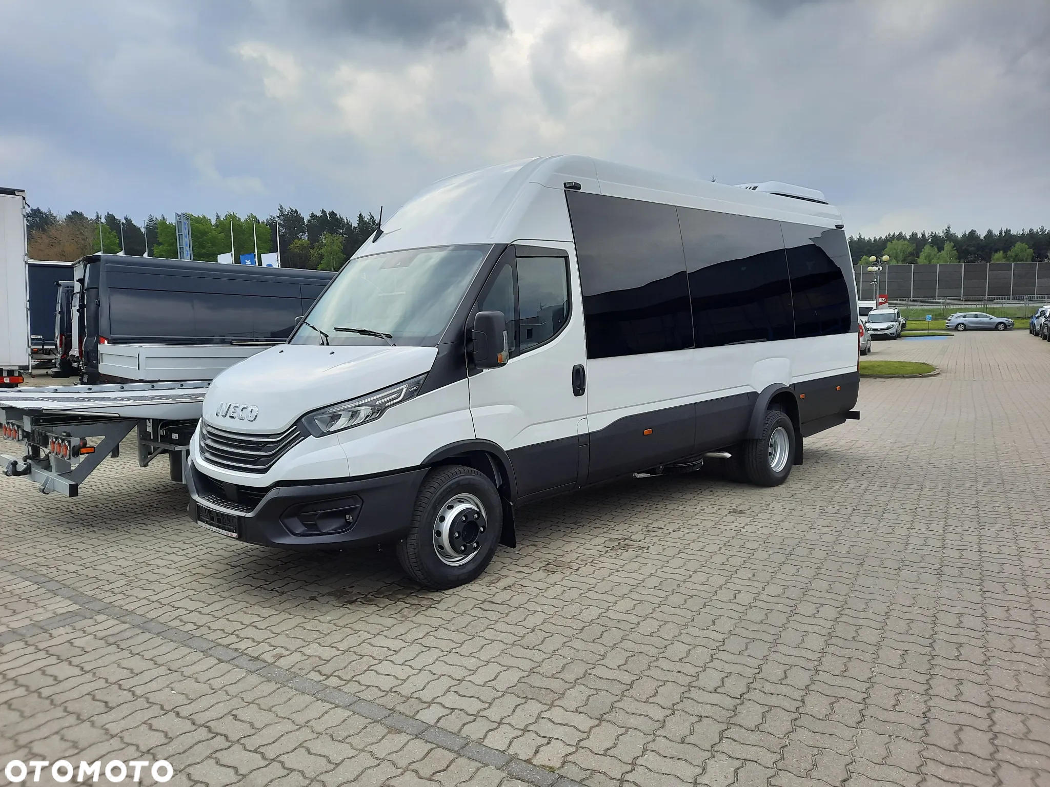 Iveco Minibus 24 osobowy - 7