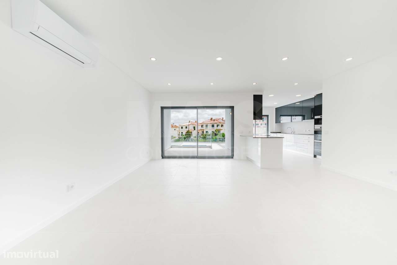 Moradia T3 Nova C/ Vista Mar, Piscina e Garagem, Areia Branca, Lour... - Grande imagem: 5/35