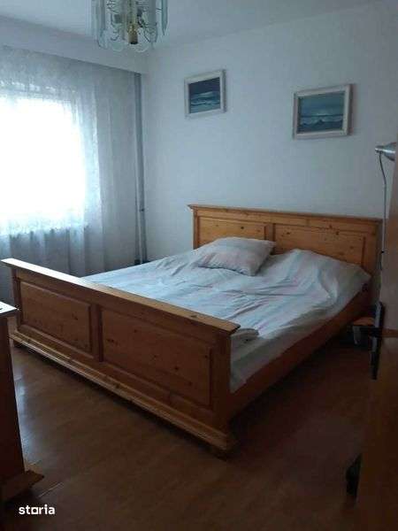 ap 3 camere, ultracentral, cu vedere la mare - Imagine principală: 4/4