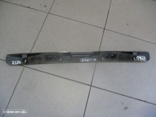 Grelha Friso 6M51R43404BC  9M51R43404CA FORD FOCUS 2 SW FASE 2 2010 1.6TDCI 90CV 5P PRETO FRISO  MALA - 2