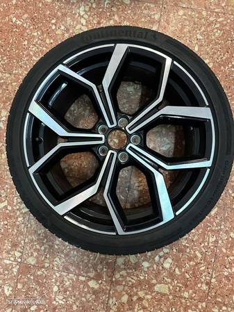 Jantes e pneus praticamente novos do polo GTI 2022 215/50 R18 - 1