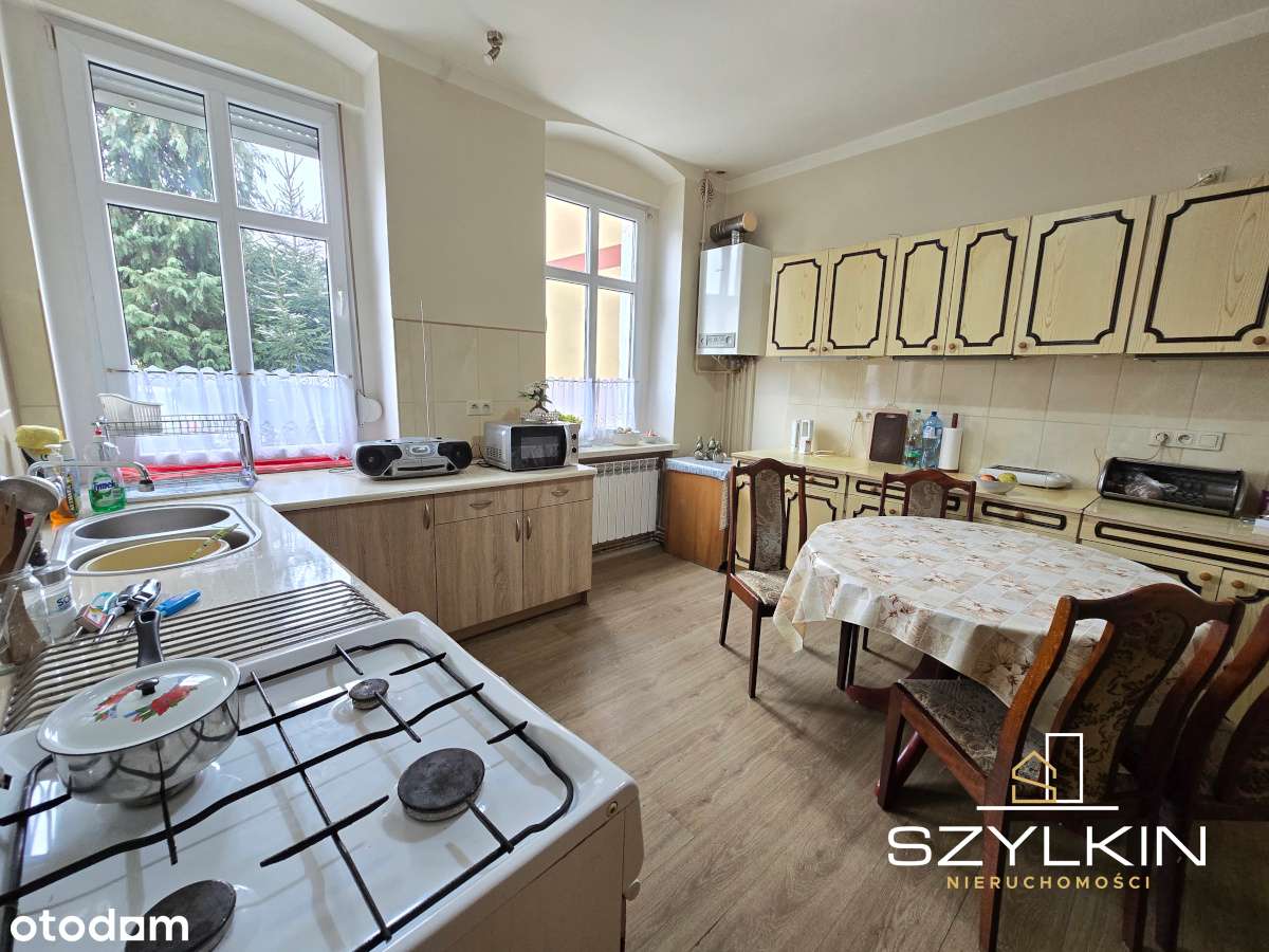 Na sprzedaż mieszkanie w centrum- okazja cenowa!-5