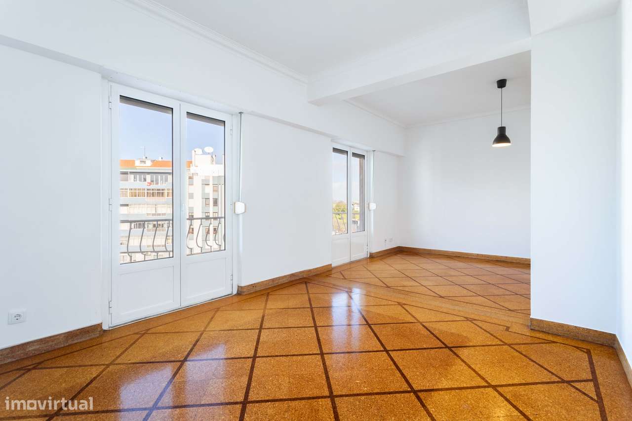 Apartamento T2 para arrendar em Alvalade - Grande imagem: 3/26