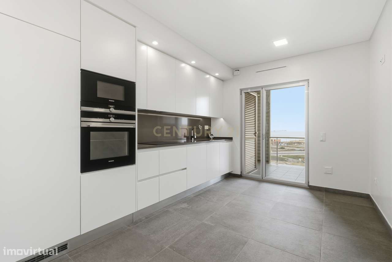 Apartamento T3, novo, com vista de mar, localizado em Santa Cruz. - Grande imagem: 2/38