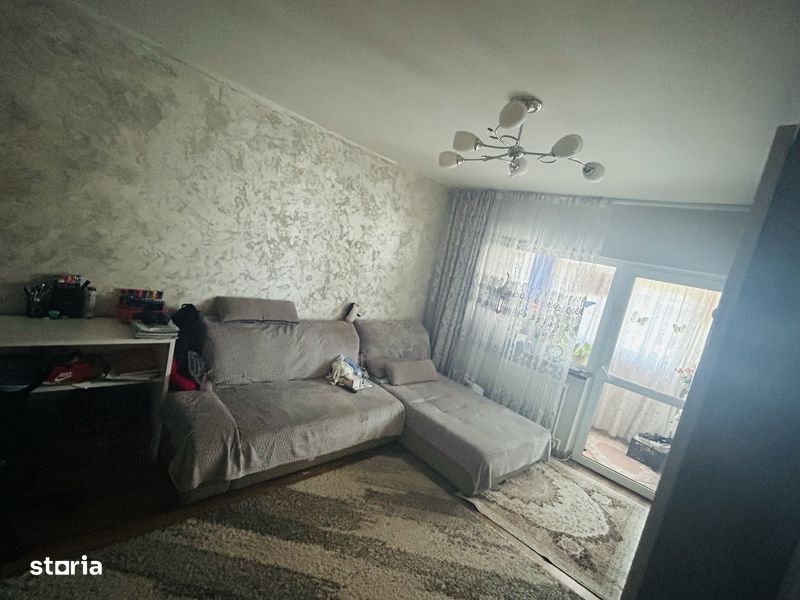 Apartament 4 camere Craiovita-noua