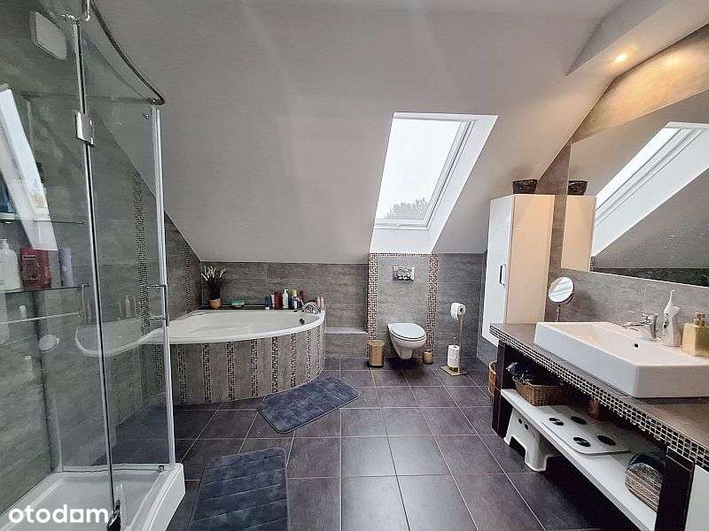 Uraz, nowy, komfortowy, super lokalizacja, pompa ciepła-14