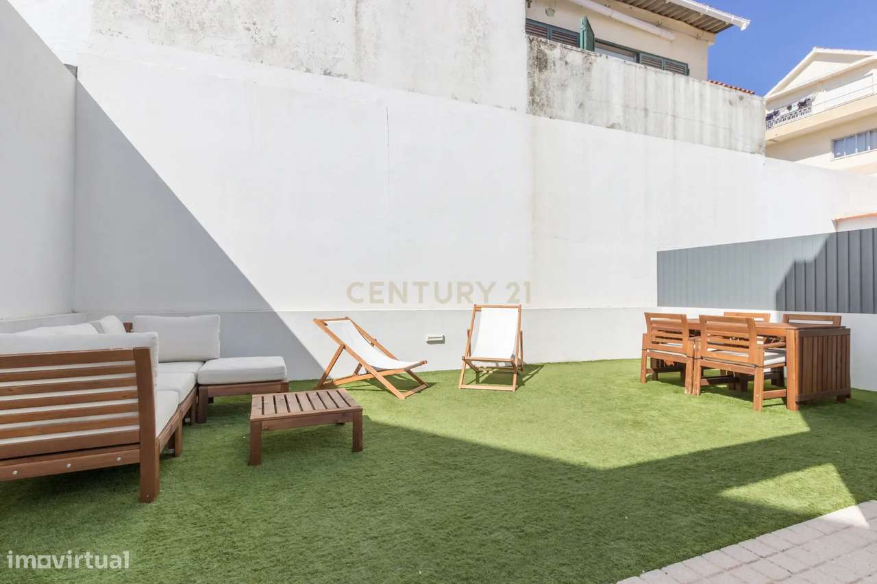 Moradia Geminada como Nova na Quinta do Conde - Grande imagem: 5/36