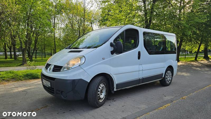 Renault Trafic - 1