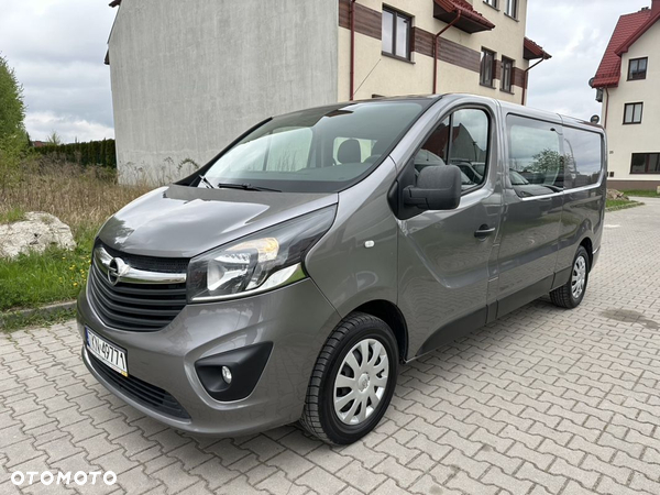 Opel Vivaro - 1