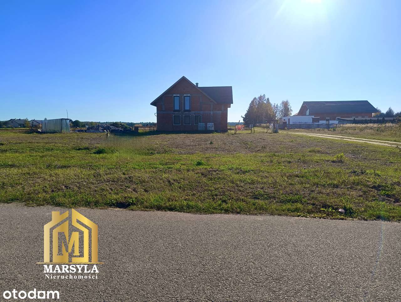 Idealna działka blisko miasta pod Twoja nieruchomość - GRODZISKO-5