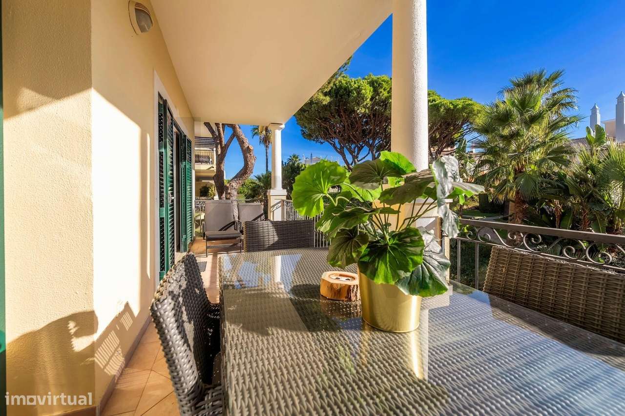 Apartamento T2 com terraço amplo virado a sul em Vale do Lobo, a 4 min-36