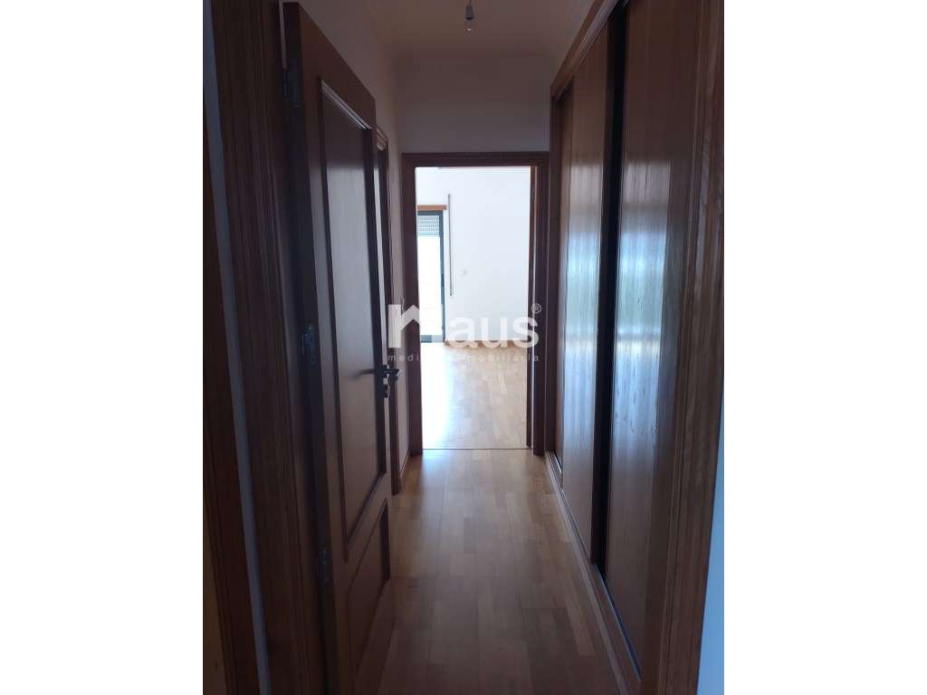 T3 com parqueamento e arrecadação-22