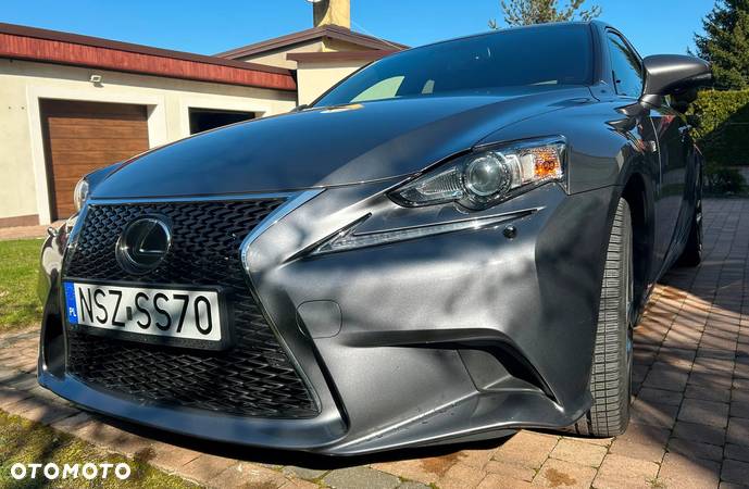 Lexus IS 200t F Sport - 2