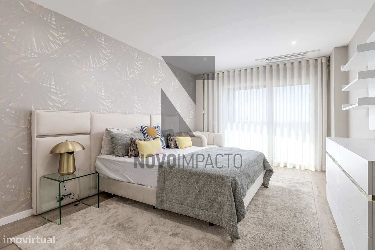 T4 Duplex de Luxo Mobilado, com 2 Terraços e Box para 2 Carros | Mo...-39