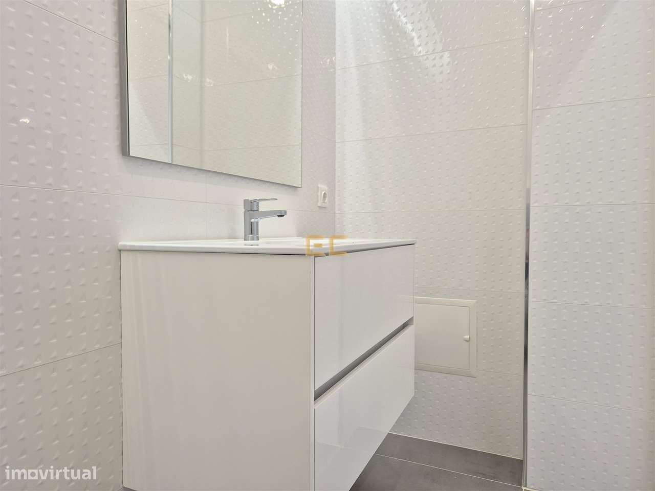 Apartamento T3 novo, com garagem, para venda na Figueira da Foz- Buarc-18