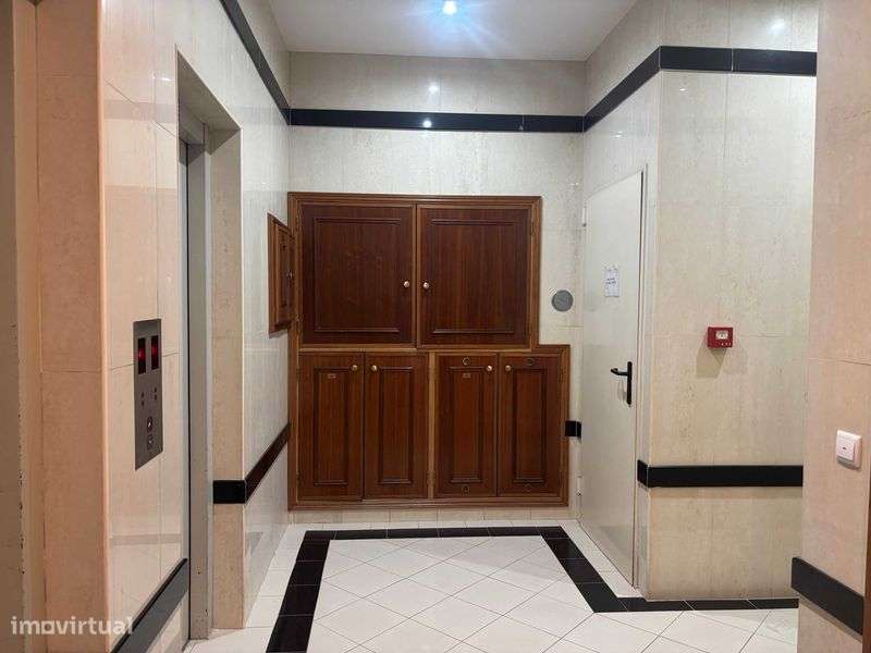 Arrenda-se T2 Coimbra - Rua Eng. Jorge Anjinho - Grande imagem: 5/5