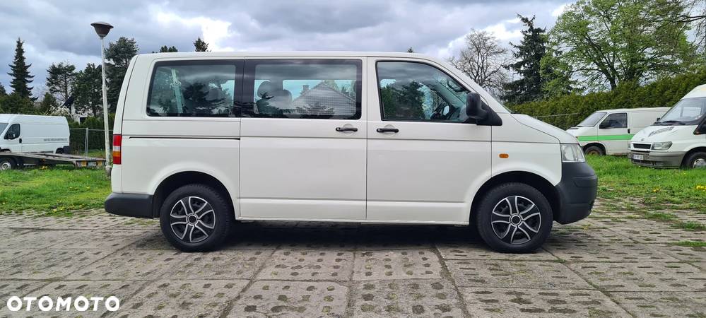 Volkswagen Transporter T5 - 12