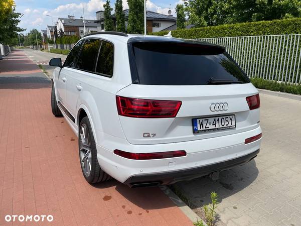 Audi Q7 3.0 TFSI Quattro Tiptronic - 22