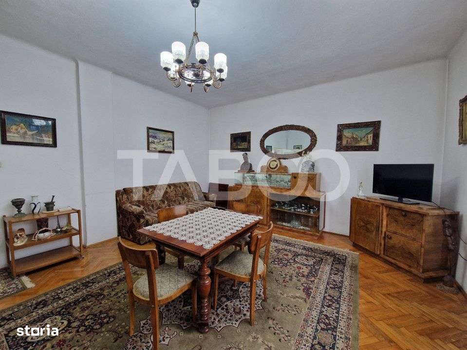 Apartament central 4 camere spatiu comercial garaj si pivnita Sibiu - Imagine principală: 2/16