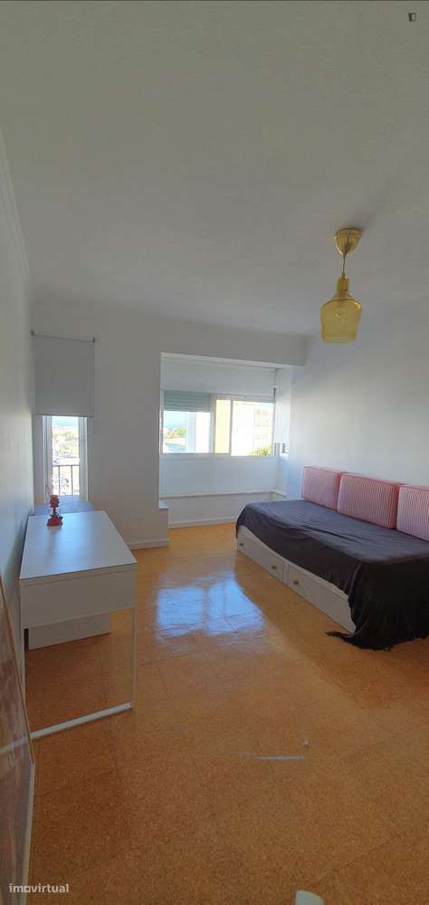 Apartamento com 2 quartos - localizado em Chelas Lisbon - Grande imagem: 2/9